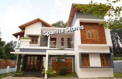 Site@ Piravom 

#Cladding stones #natural stones #Spanita #Edapally #interior #LATERATE #lateritestone #walldesign #