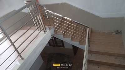 #StaircaseDesigns  #stainlessteelrailing  #Railings  #Idukki  #railingdesign  #StaircaseHandRail