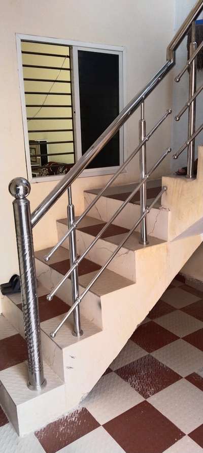 *railing work*
 3 pipe me tap pipe sahit 4 pipe