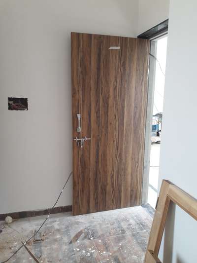 Rate 10500/ door with
hendlock