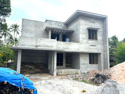 CASTLE BUILDERS AND ARCHITECTS 
THIRUVANANTHAPURAM 

Plastering work completed
2042 sqft 4BHK House

 #chandavila #kazhakoottam  #Thiruvananthapuram  #kerala  #ContemporaryHouse #BestBuildersInKerala  #CivilEngineer #Contractor