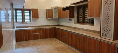 Modular kitchen square feet Rs450 #ModularKitchen  #modularwardrobe  #Modularfurniture  #InteriorDesigner  #KitchenInterior