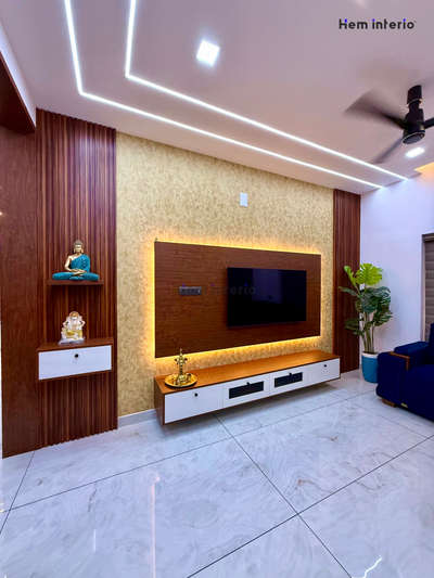 #heminterio  #homeinteriordesign 
 #homeinterior  #LivingRoomTV  #tvunits  #tvunitdesign 
 #interiordesignersinkochi  #bestinteriordesignersincochin 
 #moderninterior  #homeinteriorsstyling  #Modularfurniture  #plywoodwork 
 #LivingRoomCeilingDesign  #gypsumceilingworks  #gypsumceilings  #curtains