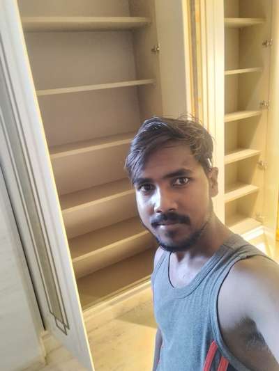 carpenter ke liye sampark Kare 8853103792