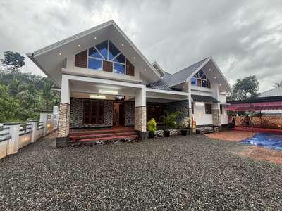4bhk @Piravom