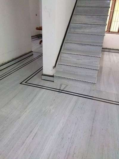 *marble flooring *
Marble flooring