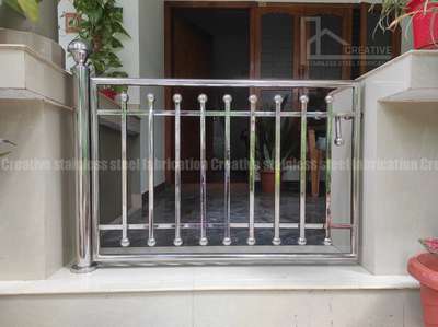 # stainless steel 304 sitout single door
₹5500