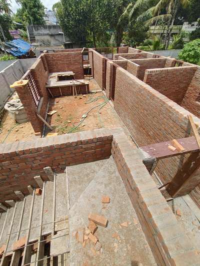 An open plan house in kollam is getting ready for lintel concrete  #lintel is coming  #openplan  #patio