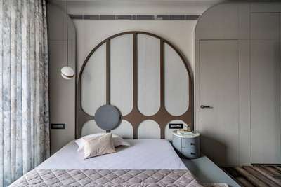 Bed Back Design with simple modern & unique! 
gnest interiors

 #BedroomDecor #bedroomdesigners #bestarchitecture #AltarDesign #backpaneling #WallDesigns #interiorforyou #veneeredMDF #bedDesign #moderninteriorsdesign #SmallRoom #reelsinstagram #trending #Homedecore #ModernBedMaking #classicstyle .