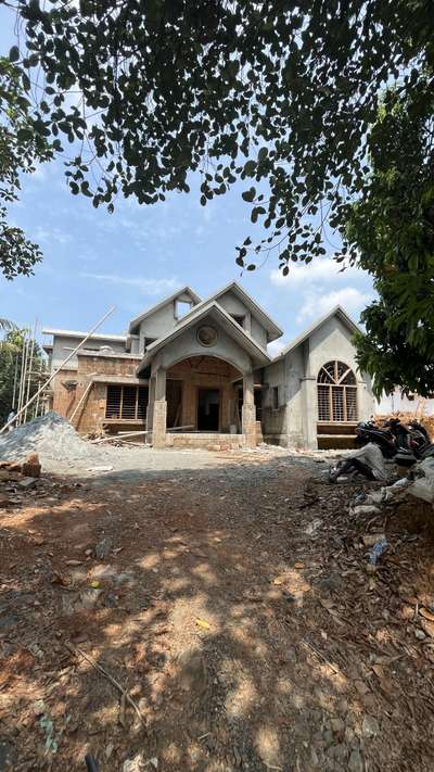 Risvan Residence

 #iritty #colonialhouse #Kannur #peravoor #iritty #Architect