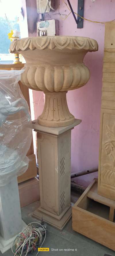 #Flowerpot
#withstand
#marblestone 
Can it be made according to your requirement also