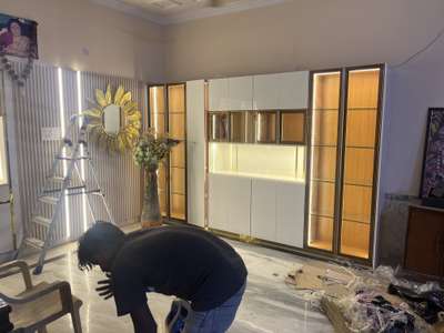 Regal interio
 # # # # #
Contact for more detail