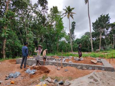 8 ലക്ഷം രൂപയാണ് വീടിന്റെ നിർമാണച്ചിലവ് വരുന്നത്‌ ഇന്റീരിയർ വർക്കുകൾ ഉൾപ്പെടെ.
client: Mr അച്ഛൻ കുഞ്ഞ് & Family 
Location: ചാത്തന്നൂര്‍,കൊല്ലം dst.
സൈറ്റ് നേരിട്ട് കണ്ട് കൂടുതല്‍ വിവരങ്ങള്‍ അറിയാന്‍ ബന്ധപ്പെടുക call or whatsapp 8590526325
ആകെ ബിൽഡ് അപ്പ് ഏരിയ 521 ചതുരശ്ര അടി
 
2 കിടപ്പുമുറി, 1 കോമൻ ബാത്ത്റൂം,
ഹാൾ, kitchen 





 #tvm  #Kollam  #thiruvananthapuram  #trivandrumhomes  #tvminteriors #tvm  #HomeDecor  #KeralaStyleHouse  #keralahomeplans  #kollamdesigner  #homedesigner  #kollamhouse  #kollambuildingdesign