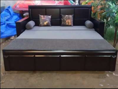 370 sqft  # # # # #
 # #8506095565
