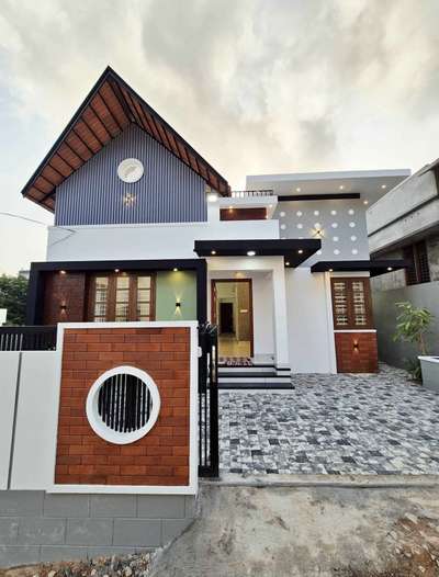 Client : Mr. Rajan kumar ( Rtd Sub incpector )
location :. Aruvikkara trivandrum
sqft : 1650
  #keralaarchitectures #keralahomedesigners  #koloappkerala