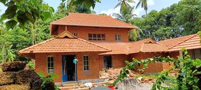 കണ്ണൂർ വെട്ട് കല്ല് കൊണ്ട് പണി ചെയ്ത 4500 sqft വീട്