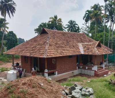 #TraditionalHouse  #KeralaStyleHouse  #koloapp  #keralastyle  #virtual  #Alappuzha  #Kollam  #Idukki  #Pathanamthitta  #TRISSUR  #nalukettveddu   #woodenhouse