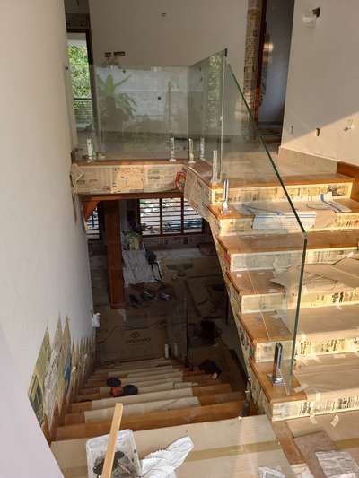 #GlassHandRailStaircase  #GlassStaircase  #glassworks  #Glasshardware  #woodandglasshandrail  #GlassStaircase