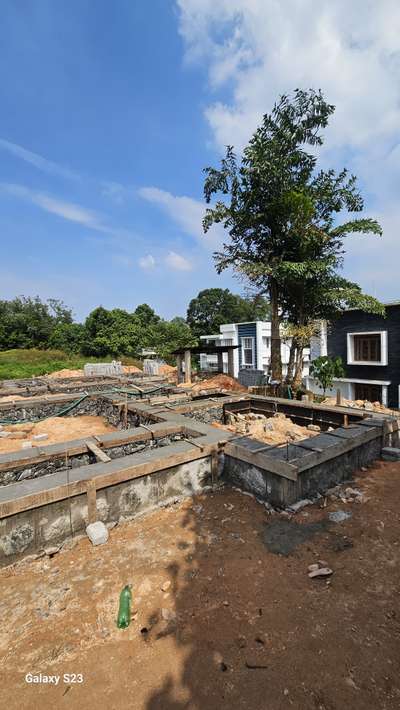 Belt concrete work at Puthenkurish

#homeinterior
#FloorPlans 
#homeconcept