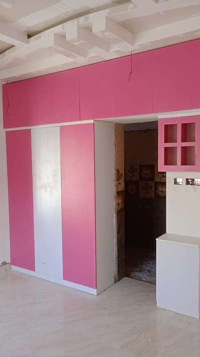 pink room.work