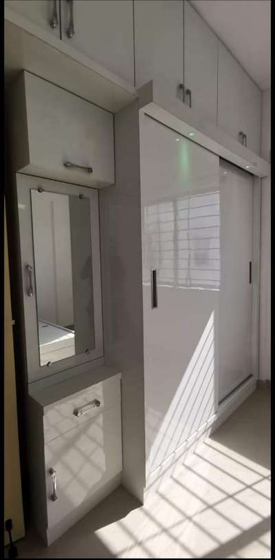 wardrobe design with sliding shutters