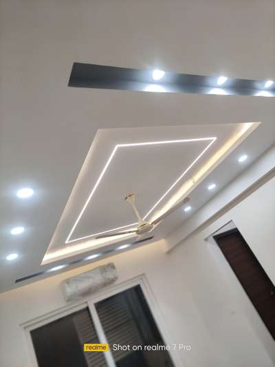 #bedroomceiling  #bedroom #FalseCeiling  #pop  #InteriorDesigner #profilelight_ #LUXURY_INTERIOR