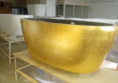 gold leafing on bath tub