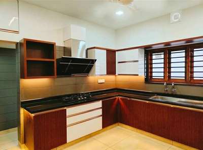 kitchen units. 

#Carpenter 
#interiordesign  
#furniture  
#woodenwork
