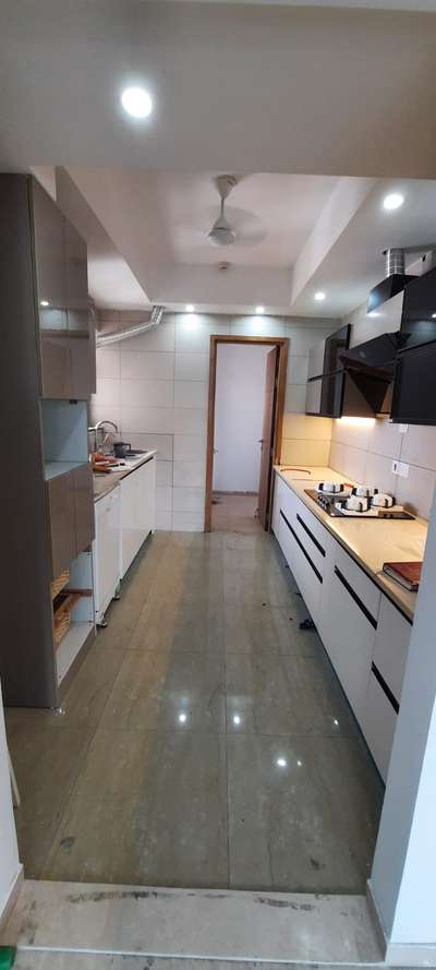 *modular kitchen *
And according to your wish and the rate will be according to the work, whatever work is done