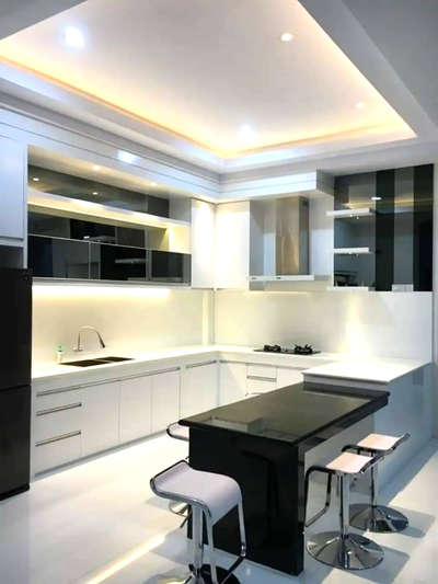 White modular kitchen design #whitekitchen
#latestkitchendesign
#modular_kitchen
#kitchendesign
WWW.MAJESTICINTERIORS.CO.IN
9911692170