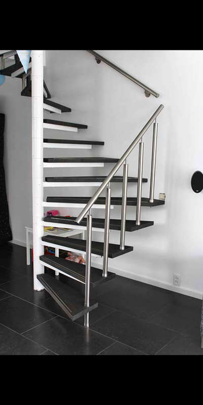 🐒
 #StainlessSteelBalconyRailing  #GlassHandRailStaircase  #StaircaseHandRail  #StraightStaircase #StaircaseDesigns  #kollamdiaries🌴🌴
 #besthome #FABRICATION&WELDING #tigwelding