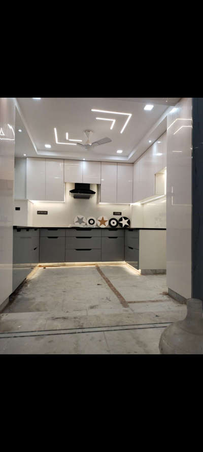 modular kitchen 


 #ModularKitchen   #KitchenIdeas  #LargeKitchen  #LShapeKitchen  #KitchenCabinet  #WoodenKitchen  #KitchenRenovation  #ModularKitchen  #HomeDecor  #homedesigne