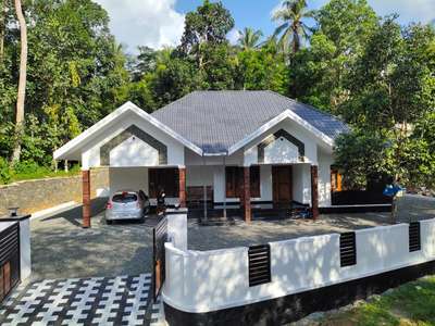 2050 sqft home @ Palai #HouseDesigns  #ElevationHome  #HouseConstruction
