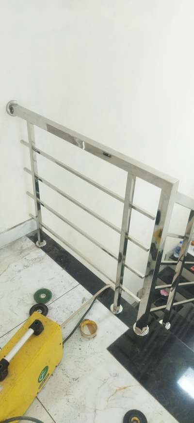 ss handrail 304 running feet 1100