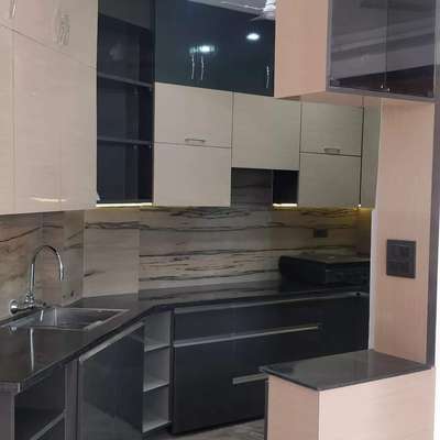 #ModularKitchen #LUXURY_|NTERIOR #luxrypenal  #WALL_PANELLING #Almirah karane ka liya contact kare 8077543050