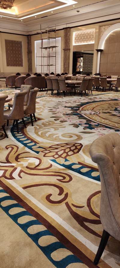 banquet hall carpet fitting and carpet ghras fitting
and carpet tiles fitting contact please sir 8882912348 9958363117