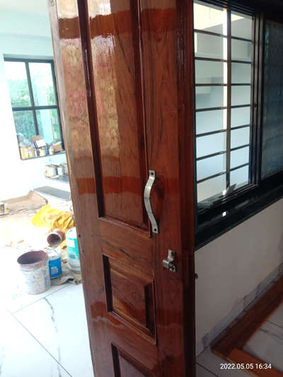 PU paint for doors