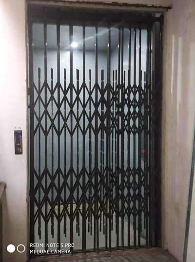 Goods Lift capacity 2 ton