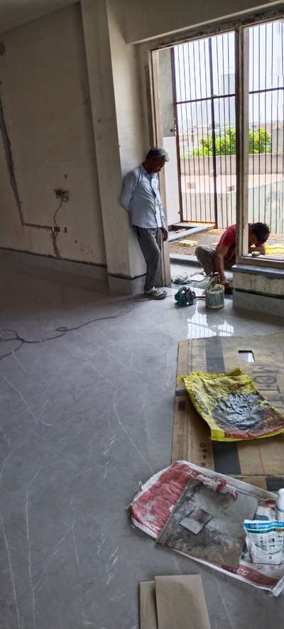 *Laying Stone and tile *
2by2 and fully body tile work and High gloss or joint less Stone work
