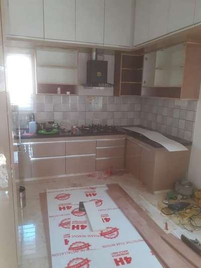 #modernkitchens  #LargeKitchen  #KitchenTable