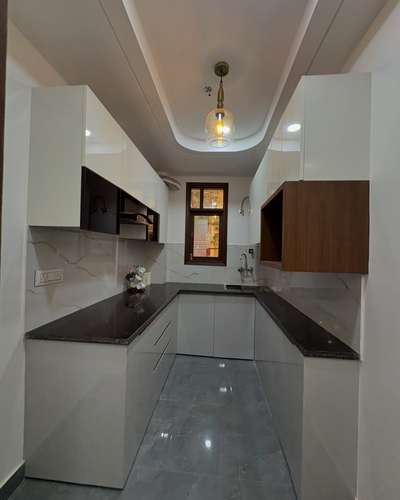 #ModularKitchen  #ClosedKitchen  #LargeKitchen  #KitchenIdeas  #LShapeKitchen