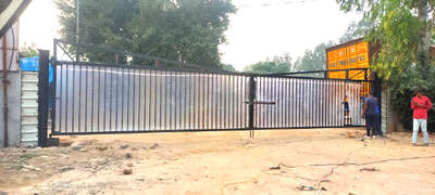 Gate 40 feet tata steel material