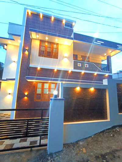 1700sqft,4.600cent,4 bhk 58 lakhs near pottayil main road trivandrum just 10 km oh:9567964703