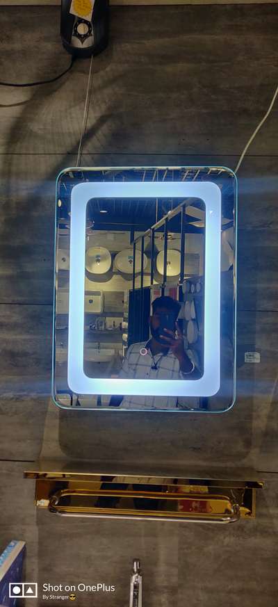 LOUIE  LED Light mirror 24x18 rectangle
9061953399