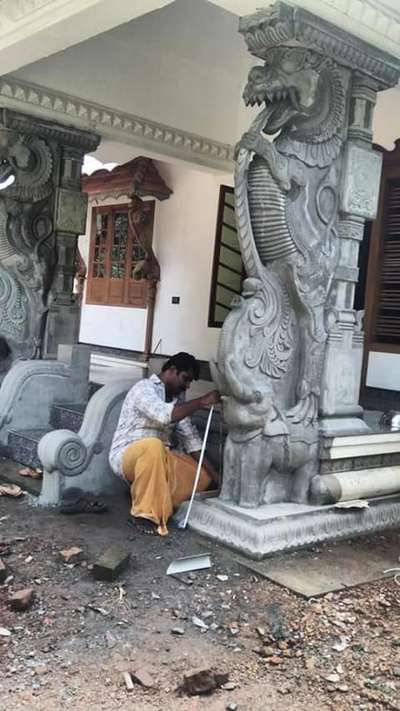 ഒരു മനയിൽ ചെയ്ത തുണ്