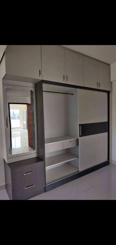 moduer farnichar armre #