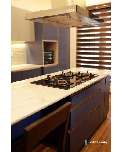 #LargeKitchen #ModularKitchen #ilandkitchens