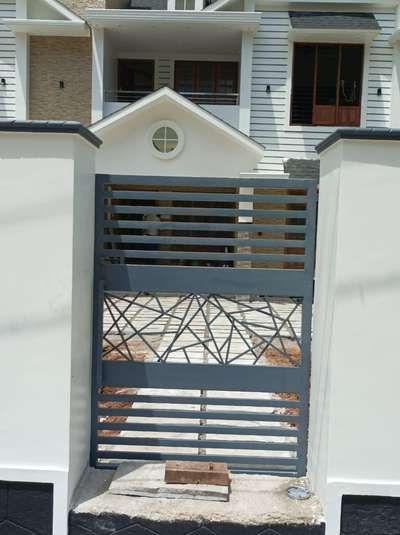 pocket gate