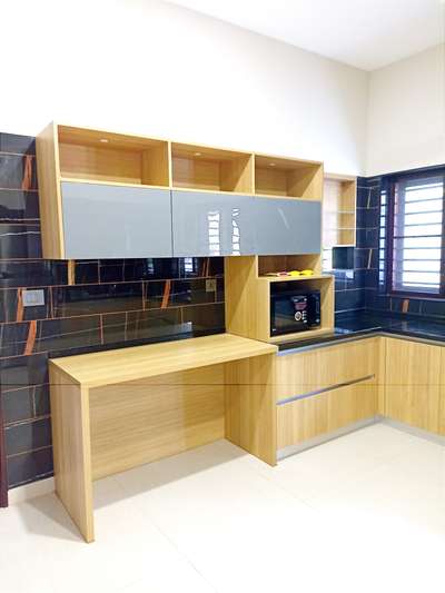 Newly finished kitchen with laminate on BWP ply and Acrylic mix
 #kitchen
 #modernkitchens
 #trendyinterior
 #modularkitchen
 #kitchencabinet
 #cupboards
 #homeinterior
 #HomeDecor
 #trendyfurniture
 #moderninteriors