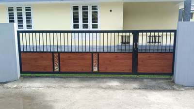 5 meter gate with HPL sheet.